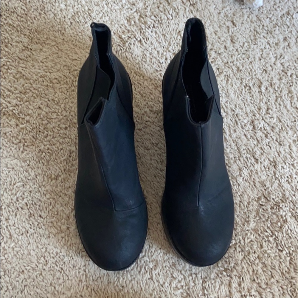 Platform boots